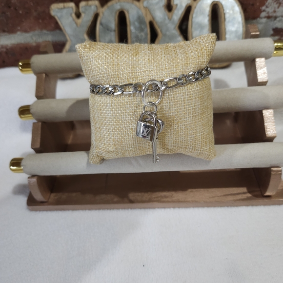 Silver Charm Bracelet - Picture 1 of 4